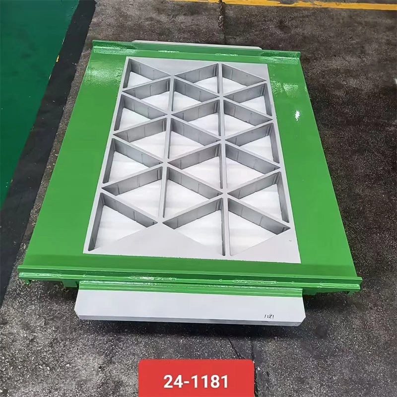Khuôn lát bê tông lồng vào nhau